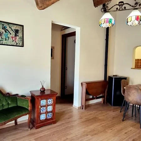 La Casa Del Corso بيت ضيافة *